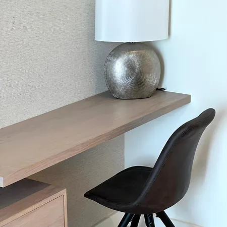 Waterfront- Libera Apartment *